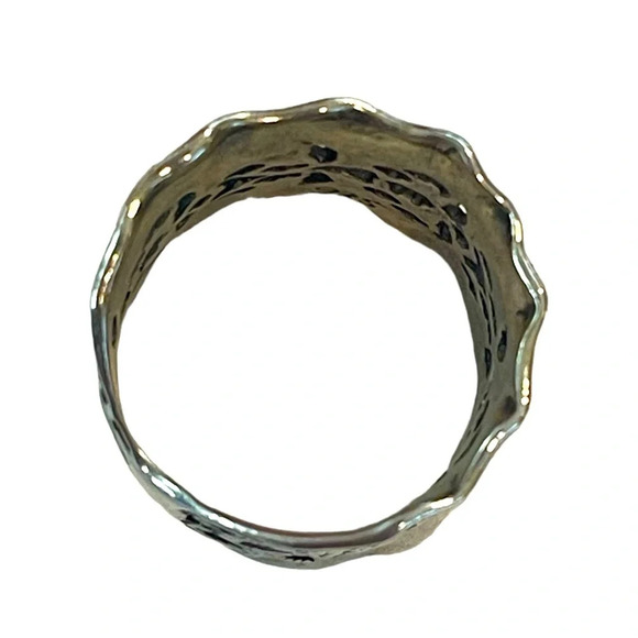 Vintage Sterling Silver Hammered Open Work Floral Filigree Ring - Picture 5 of 7